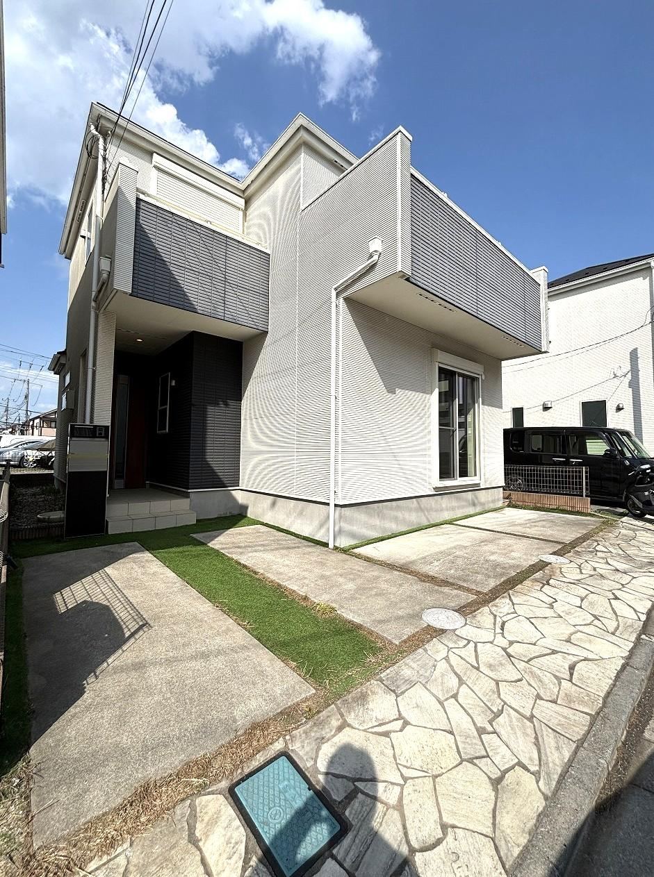 4LDK house in Niiza, Saitama - Photo 1
