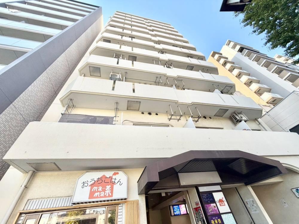 2LDK apartment in Arakawa Ward, Tokyo - Photo 1