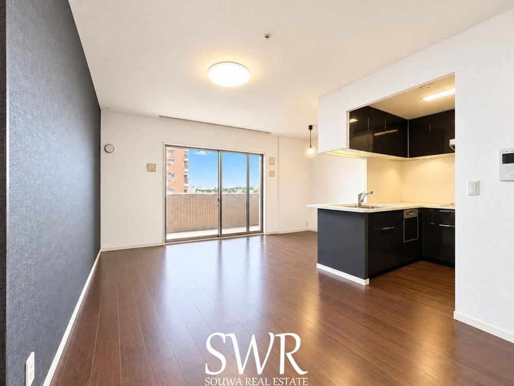 4LDK apartment in Obu, Aichi - Photo 1