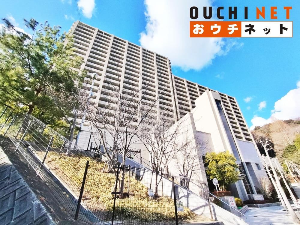 3LDK apartment in Mino, Osaka - Photo 1