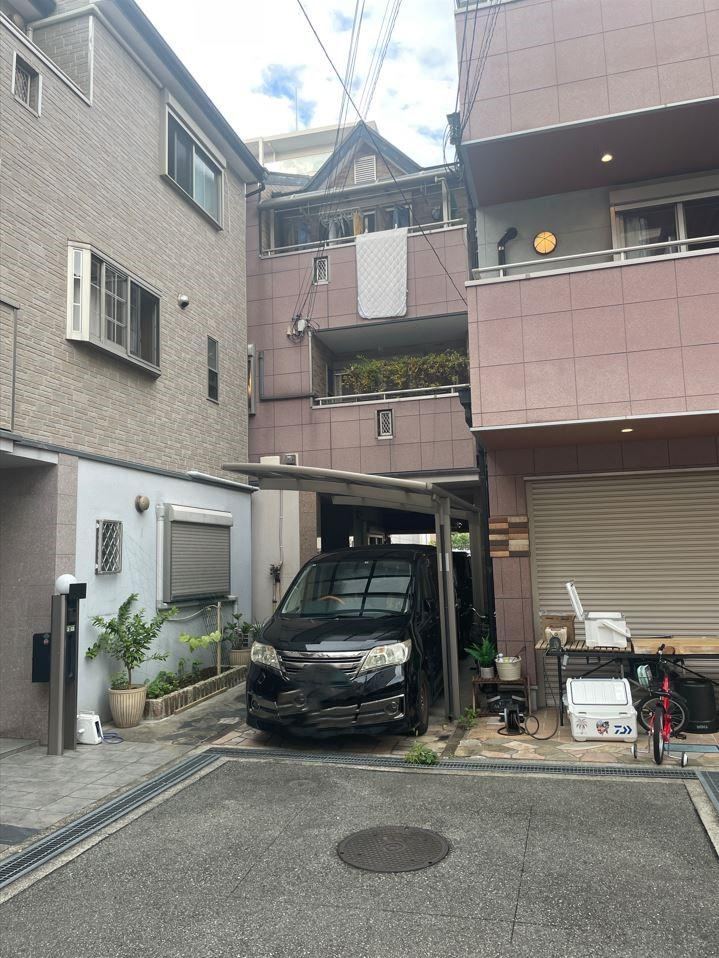 4LDK house in Toyonaka, Osaka - Photo 1
