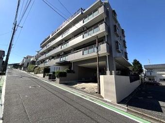 3LDK apartment in Midori Ward
