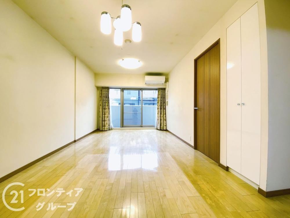 3LDK apartment in Moriguchi, Osaka - Photo 1