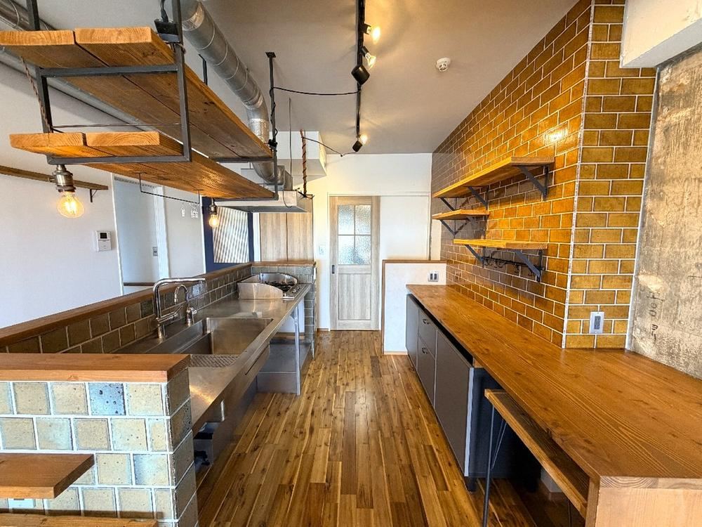 2LDK+S apartment in Nishinomiya, Hyogo - Photo 1