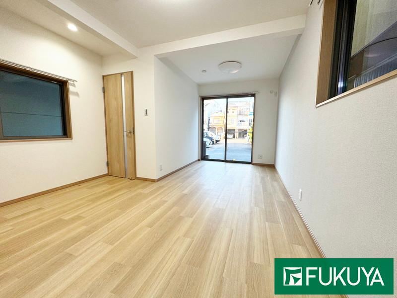3LDK house in Neyagawa, Osaka - Photo 1