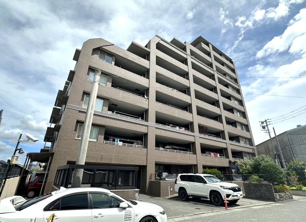 4LDK apartment in Higashi Ward, Fukuoka - Photo 1