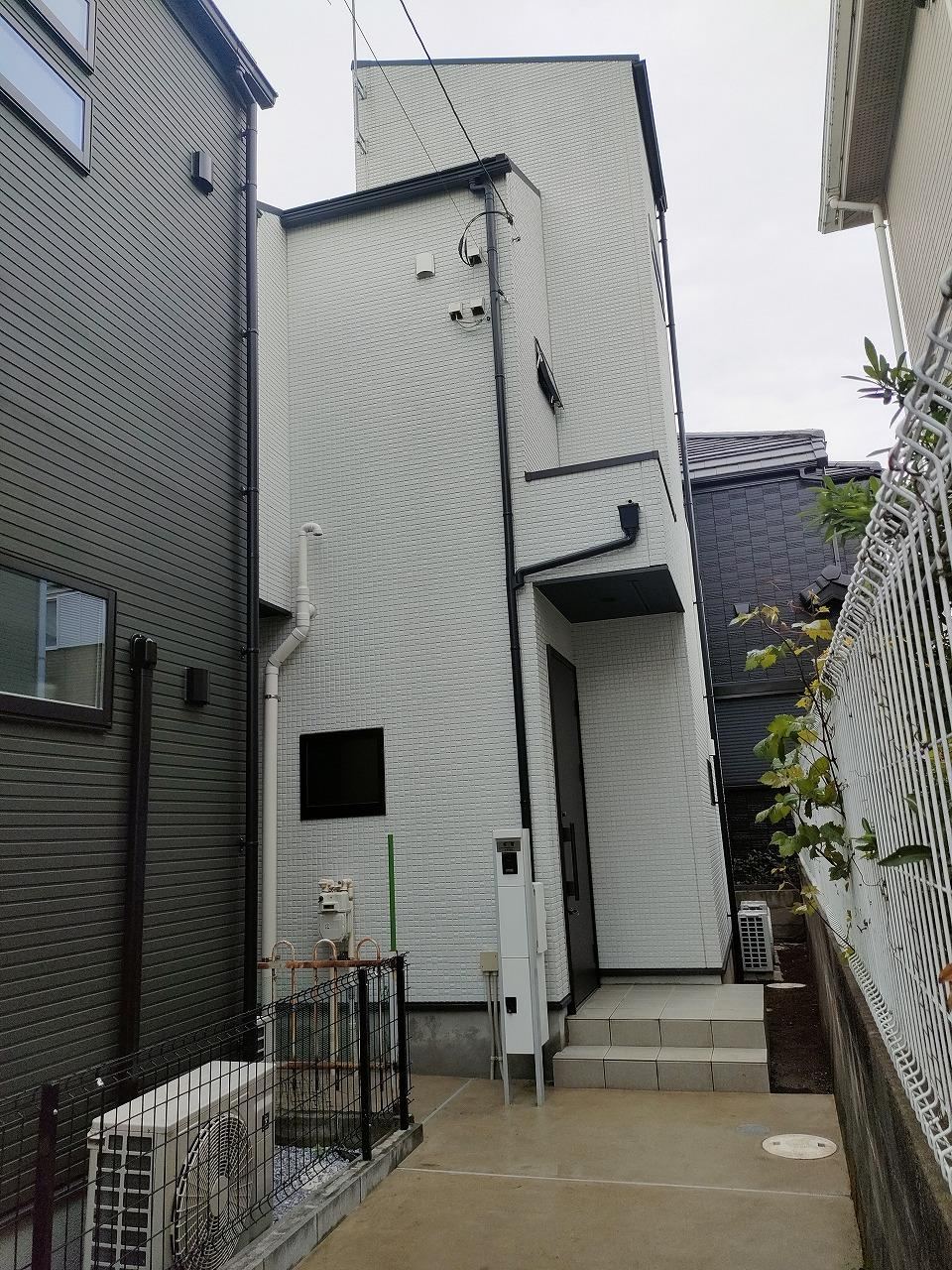 2LDK house in Matsudo, Chiba - Photo 1