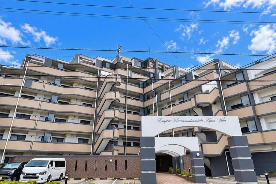 4LDK apartment in Higashi Ward, Fukuoka - Photo 1