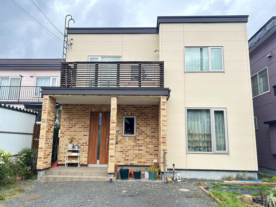 2LDK+S house in Higashi Ward, Sapporo, Hokkaido - Photo 1