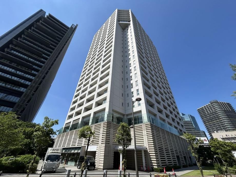 2LDK apartment in Shinagawa Ward, Tokyo - Photo 1