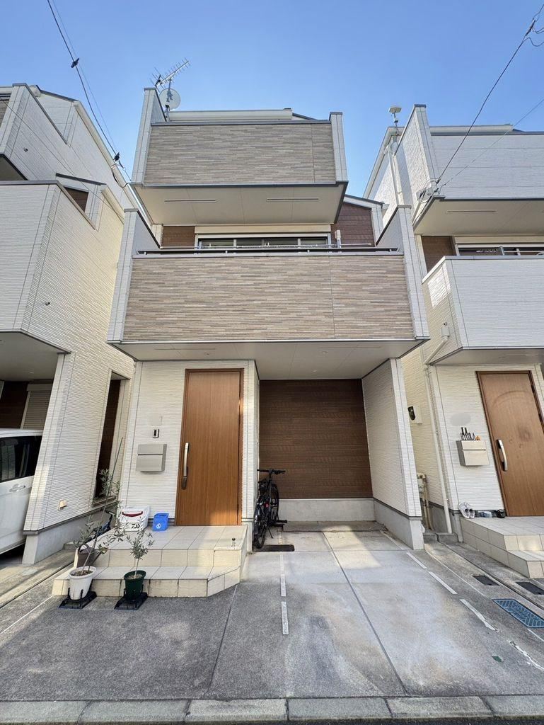 2LDK+S house in Tsurumi Ward, Yokohama, Kanagawa - Photo 1