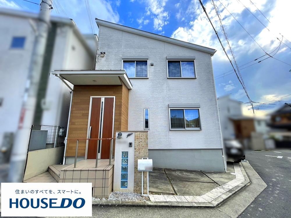 2LDK house in Hirakata, Osaka - Photo 1