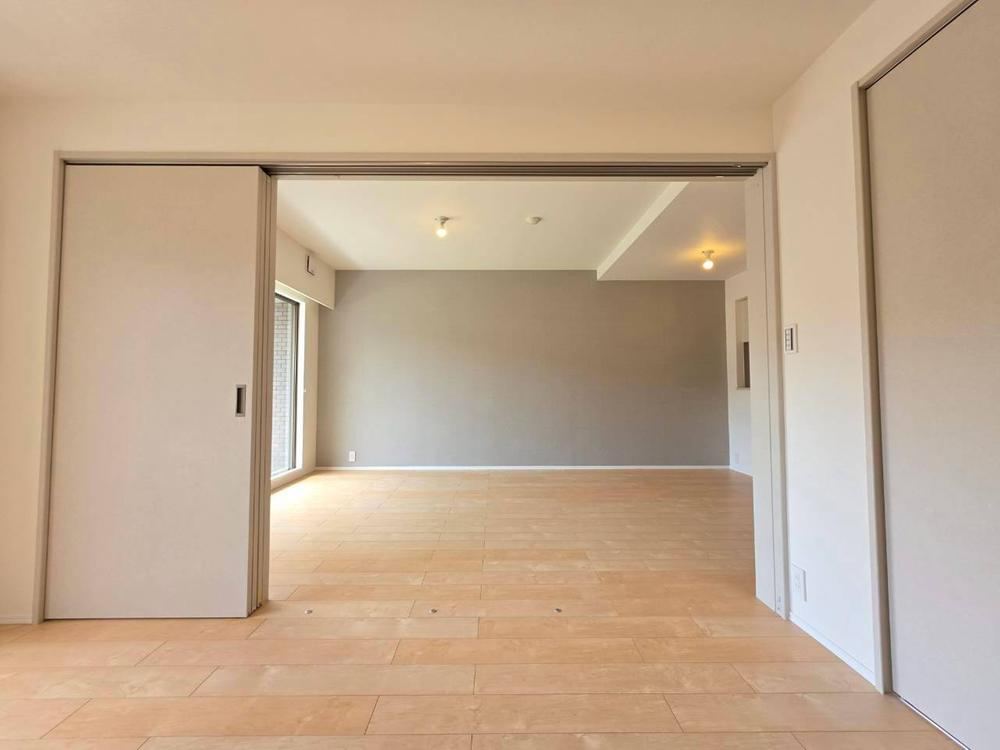 3LDK apartment in Konan Ward, Yokohama, Kanagawa - Photo 1