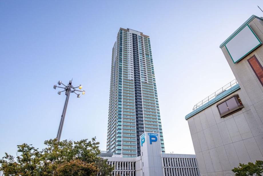 3LDK apartment in Toyonaka, Osaka - Photo 1
