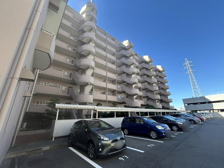 4LDK apartment in Minato Ward, Nagoya, Aichi - Photo 1