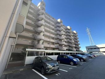 4LDK apartment in Minato Ward, Nagoya
