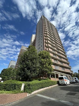 2LDK apartment in Saiwai Ward, Kawasaki