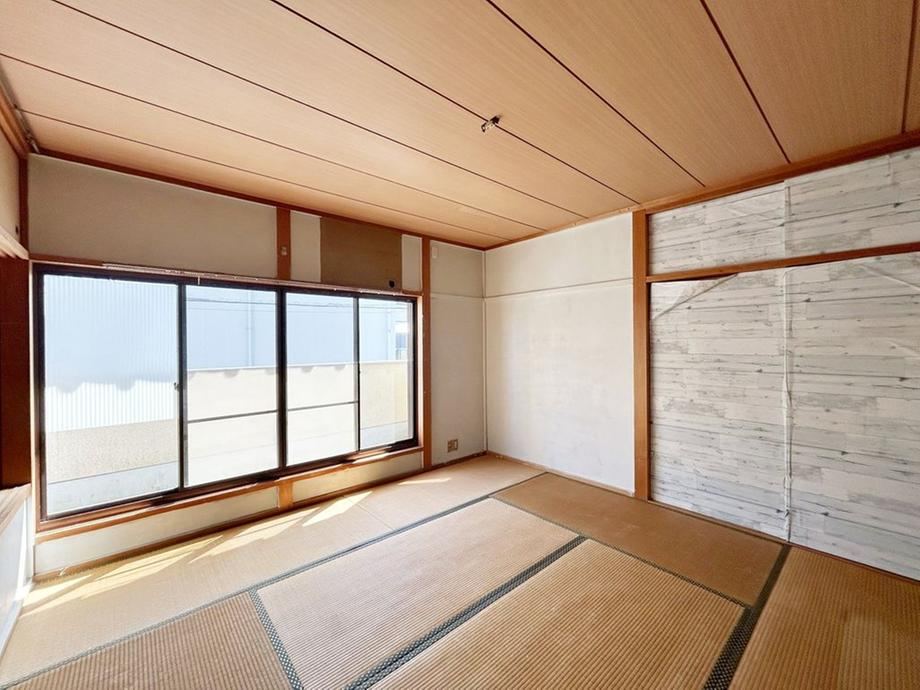 3DK house in Kawachinagano, Osaka - Photo 1