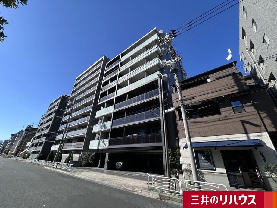 studio apartment in Koto Ward, Tokyo - Photo 1