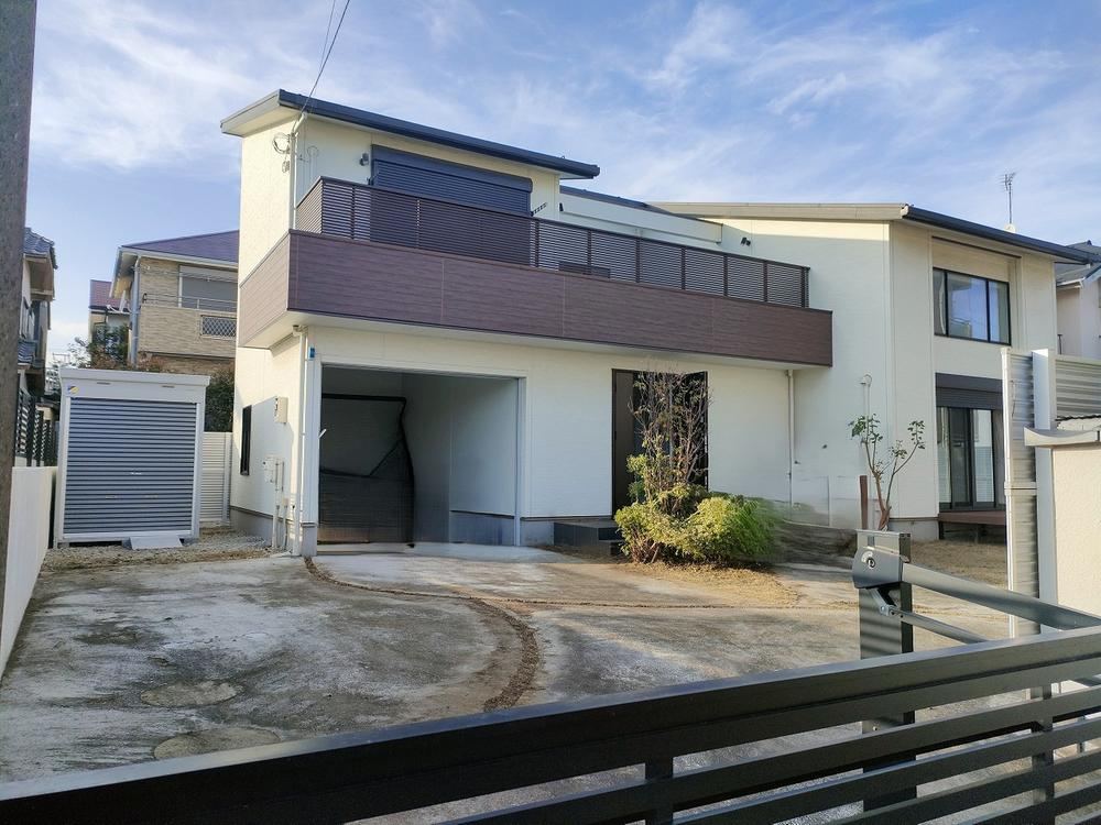 4LDK+S house in Ichikawa, Chiba - Photo 1