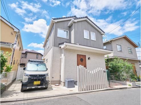 2LDK house in Komae, Tokyo - Photo 1
