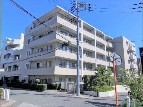 2LDK apartment in Itabashi Ward, Tokyo - Photo 1