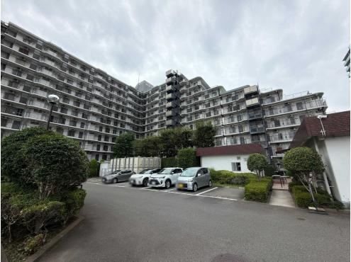 3LDK apartment in Minami Ward, Sagamihara, Kanagawa - Photo 1