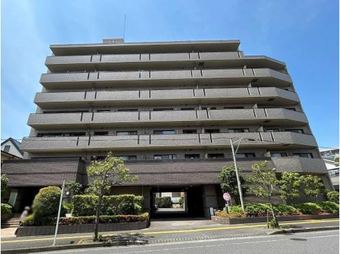 2LDK+S apartment in Hiratsuka