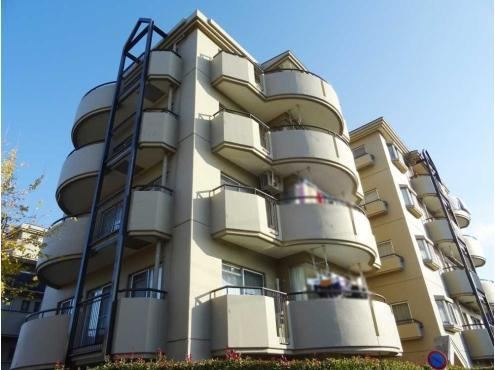 3LDK apartment in Fujimi, Saitama - Photo 1
