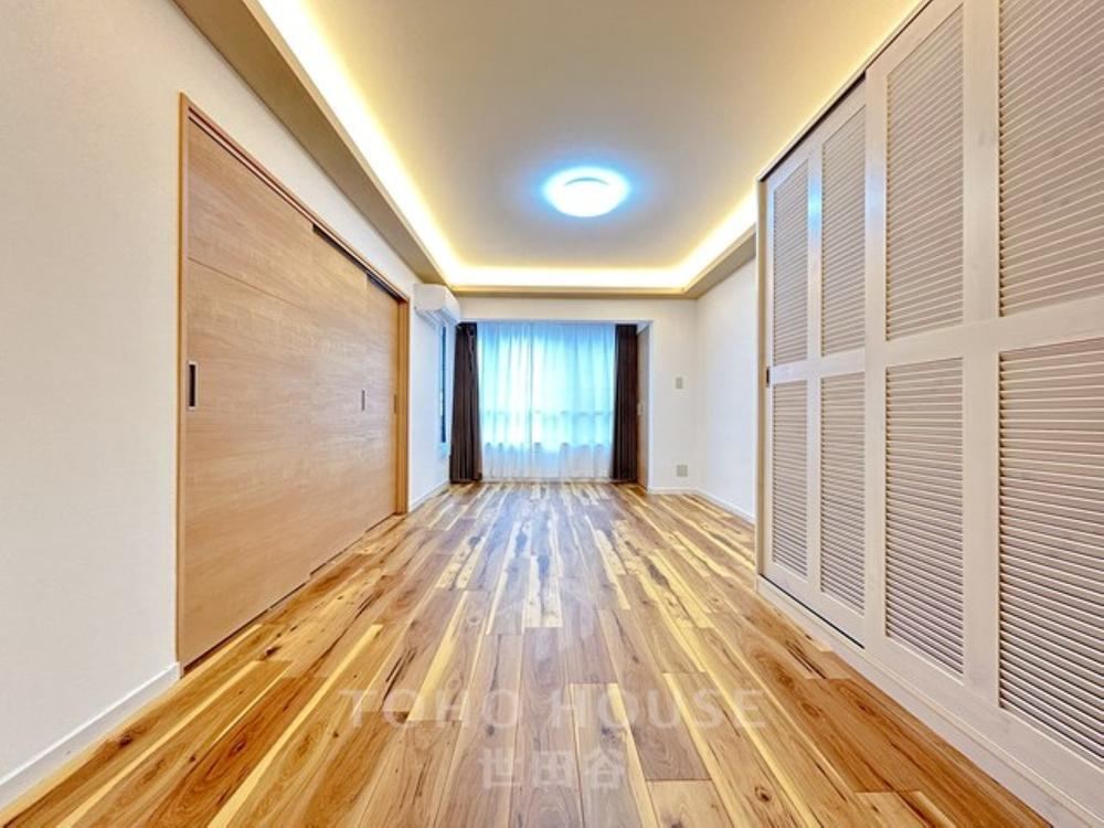 2LDK apartment in Meguro Ward, Tokyo - Photo 1