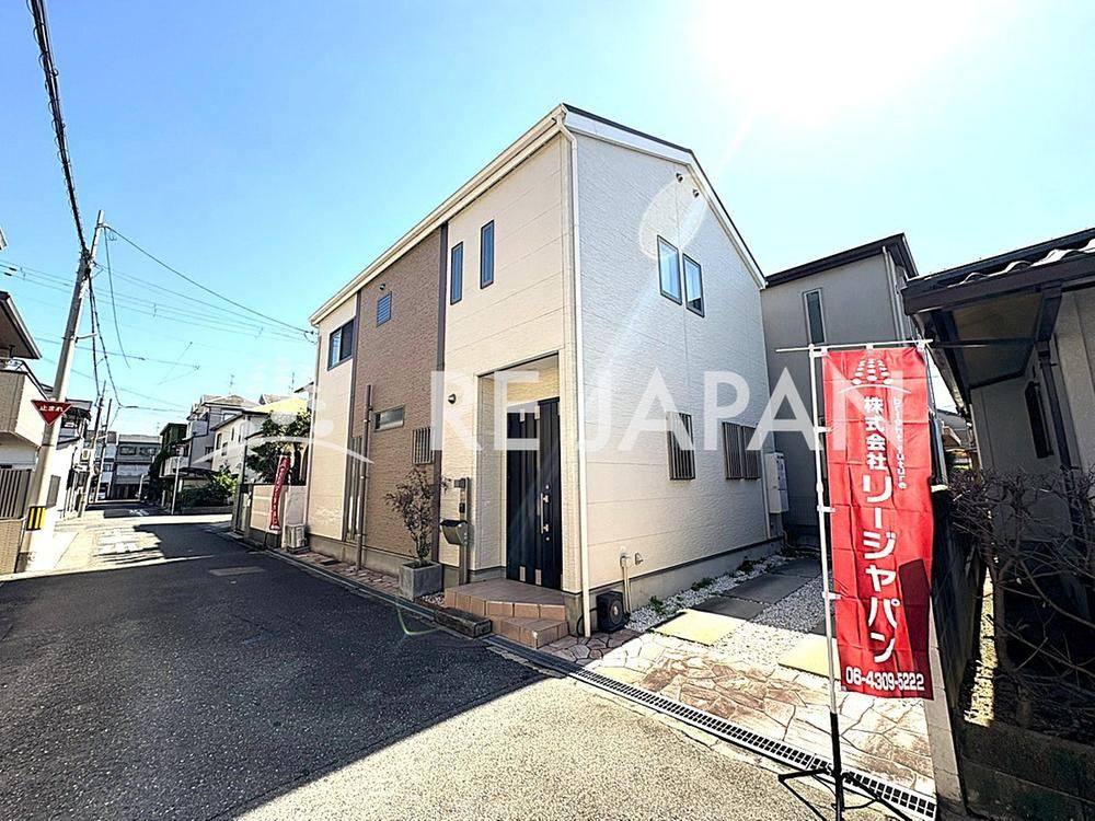 4LDK house in Higashiosaka, Osaka - Photo 1