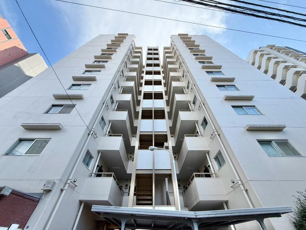 3LDK apartment in Koto Ward, Tokyo - Photo 1