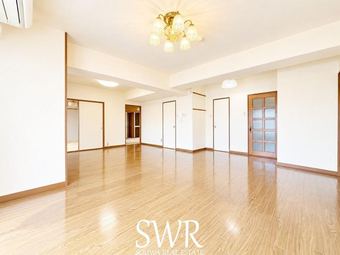 4LDK apartment in Minato Ward, Nagoya