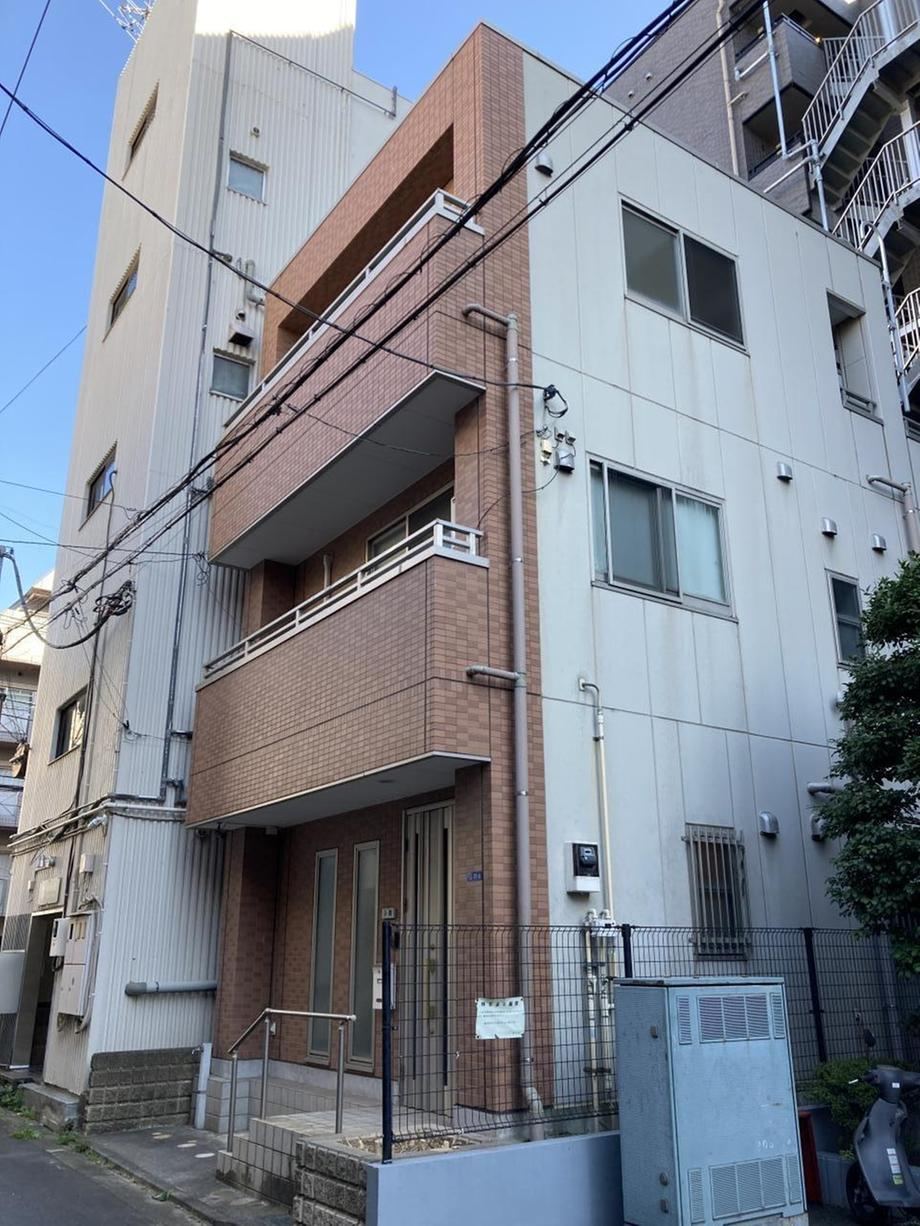 4LDK house in Sumida Ward, Tokyo - Photo 1