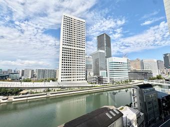 1LDK apartment in Nishi Ward