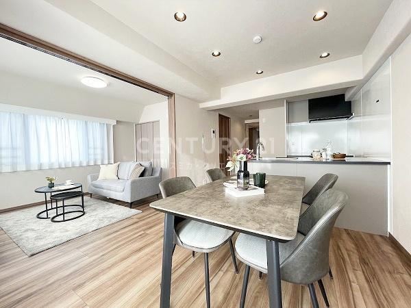 3LDK apartment in Sumida Ward, Tokyo - Photo 1