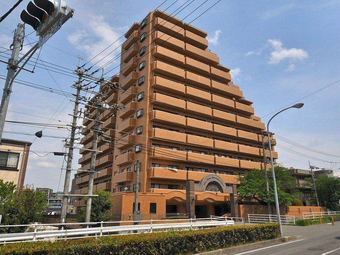 3LDK apartment in Matsuyama