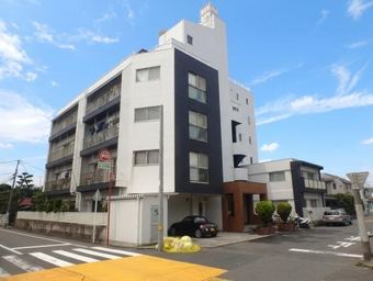 2DK apartment in Chigasaki