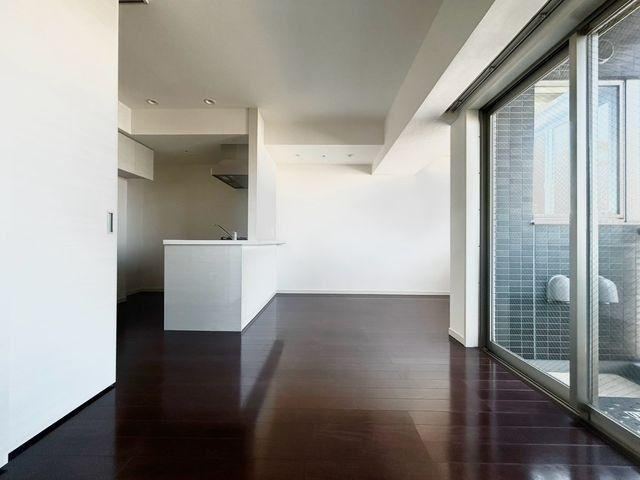 1LDK apartment in Shinjuku Ward, Tokyo - Photo 1
