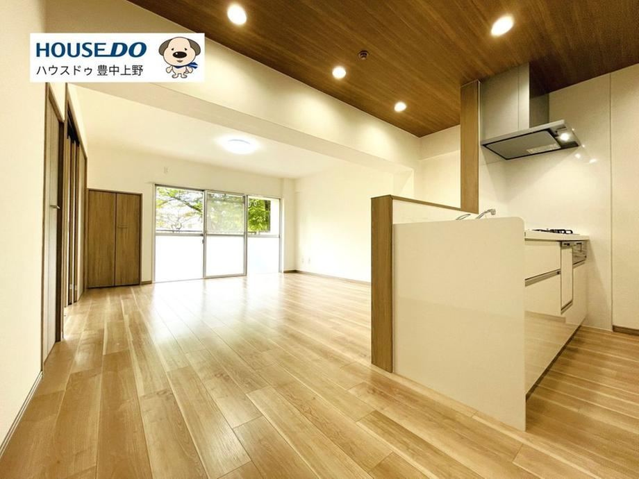 3LDK apartment in Suita, Osaka - Photo 1
