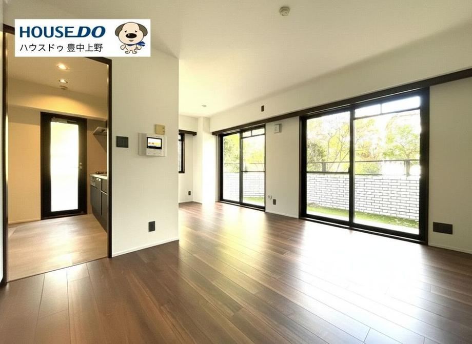 3LDK apartment in Toyonaka, Osaka - Photo 1