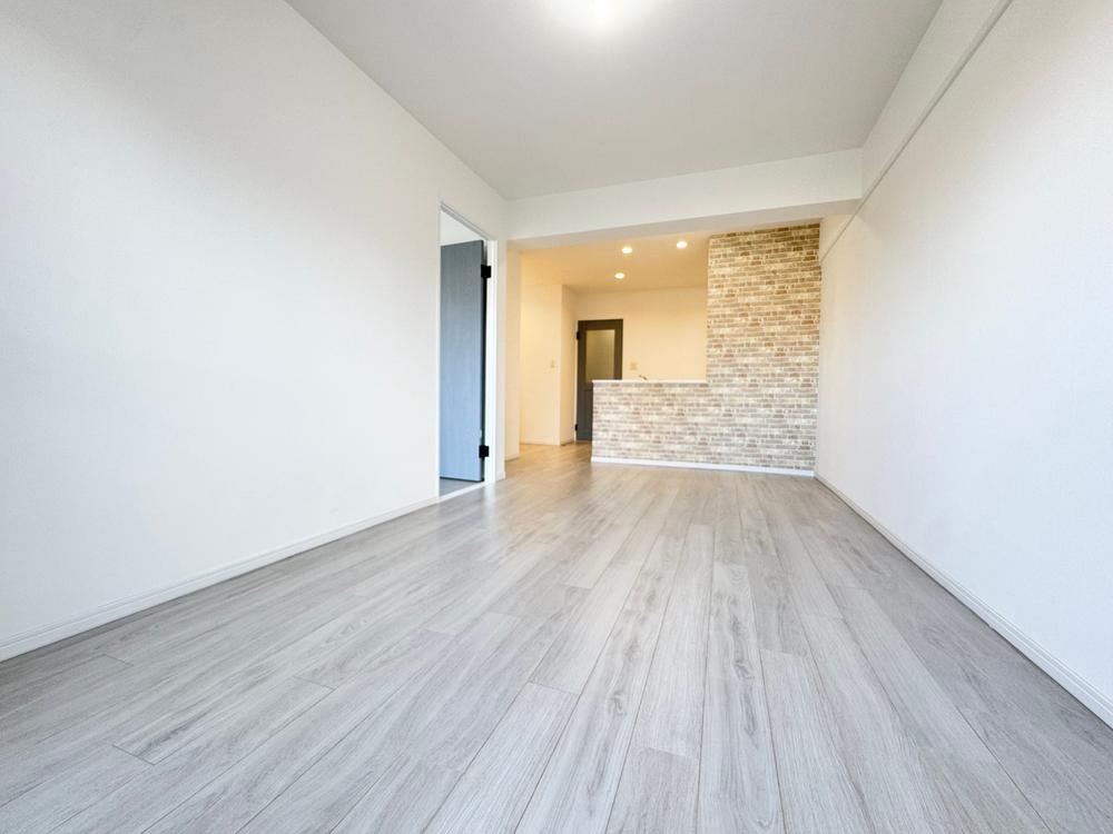 2LDK apartment in Nishi Ward, Osaka - Photo 1