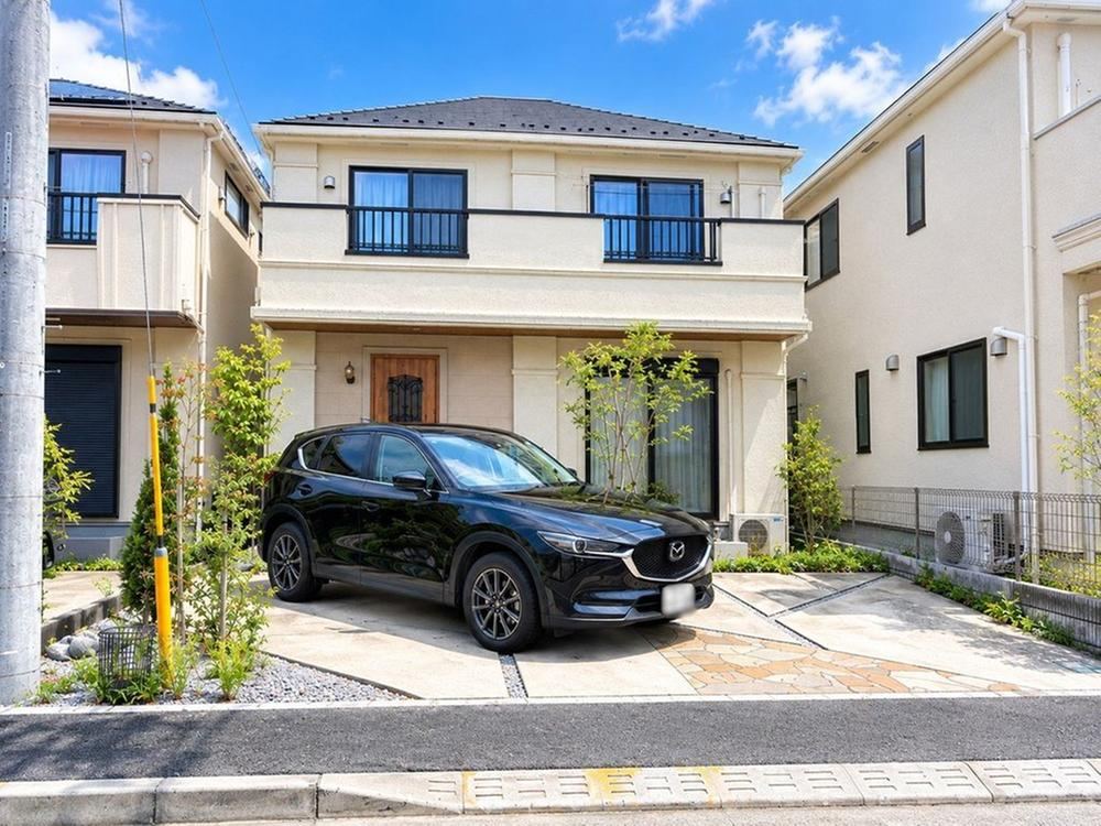 4LDK house in Fuchu, Tokyo - Photo 1