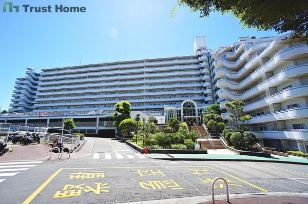 4LDK apartment in Tarumi Ward, Kobe, Hyogo - Photo 1