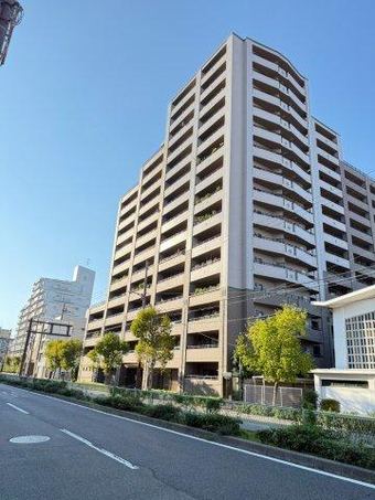 3LDK apartment in Suminoe Ward