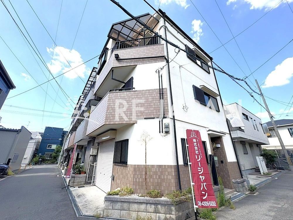 4LDK house in Higashiosaka, Osaka - Photo 1