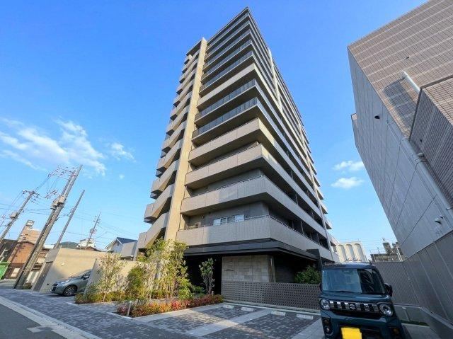 3LDK apartment in Hofu, Yamaguchi - Photo 1