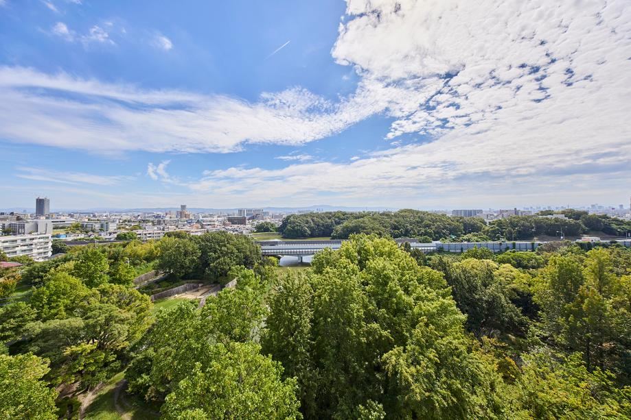 3LDK apartment in Suita, Osaka - Photo 1