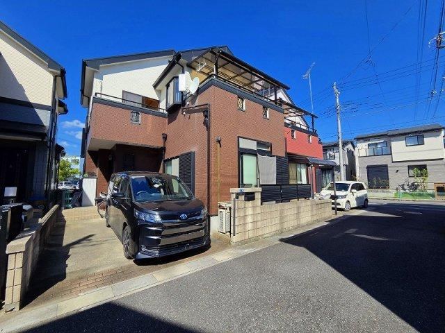4LDK house in Koshigaya, Saitama - Photo 1