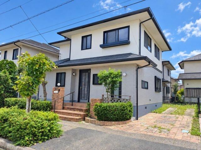 4LDK+S house in Oamishirasato, Chiba - Photo 1